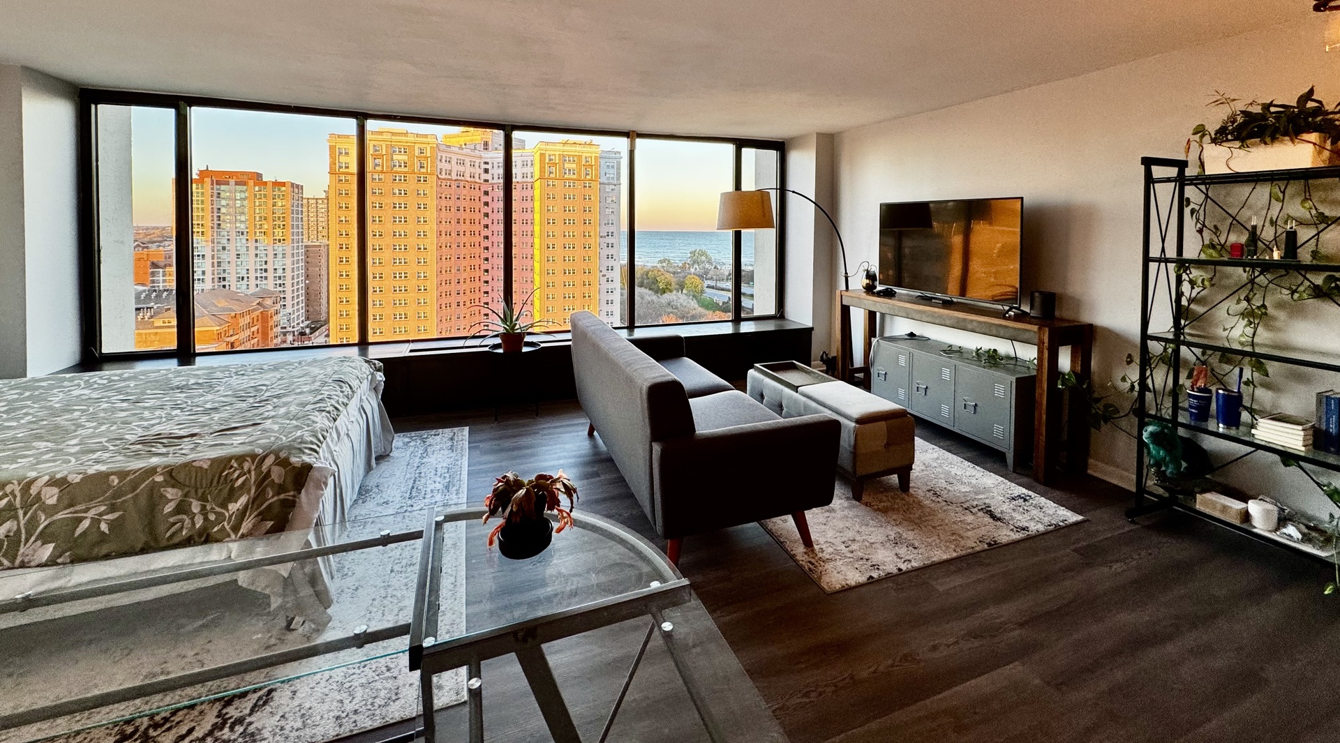 5455 N Sheridan Road #1707, Chicago, IL 60640