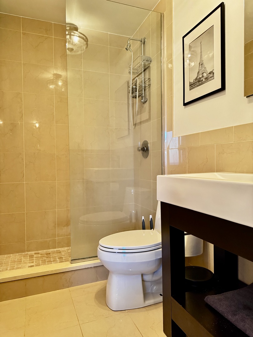 5455 N Sheridan Road #1707, Chicago, IL 60640