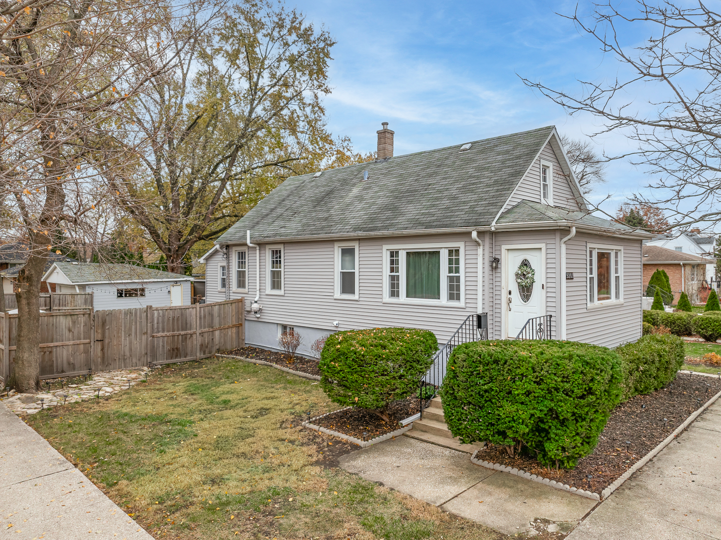 9201 S 52nd Avenue, Oak Lawn, IL 60453