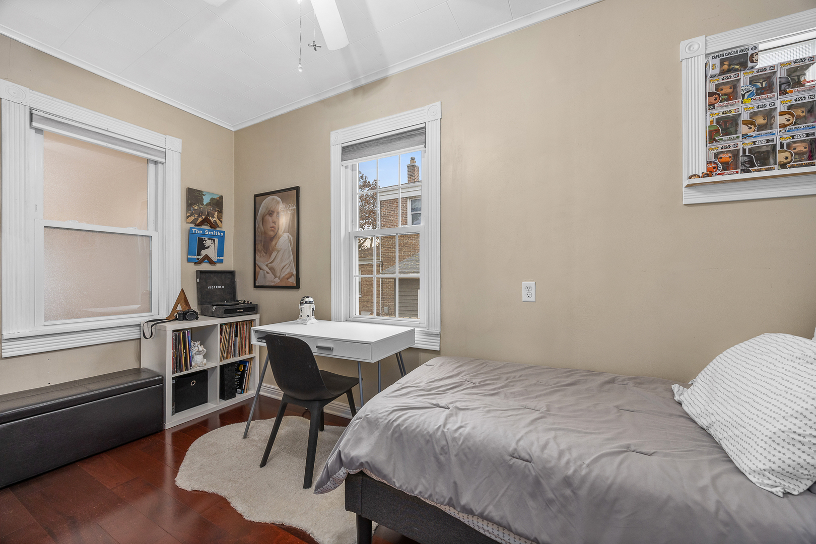 9201 S 52nd Avenue, Oak Lawn, IL 60453