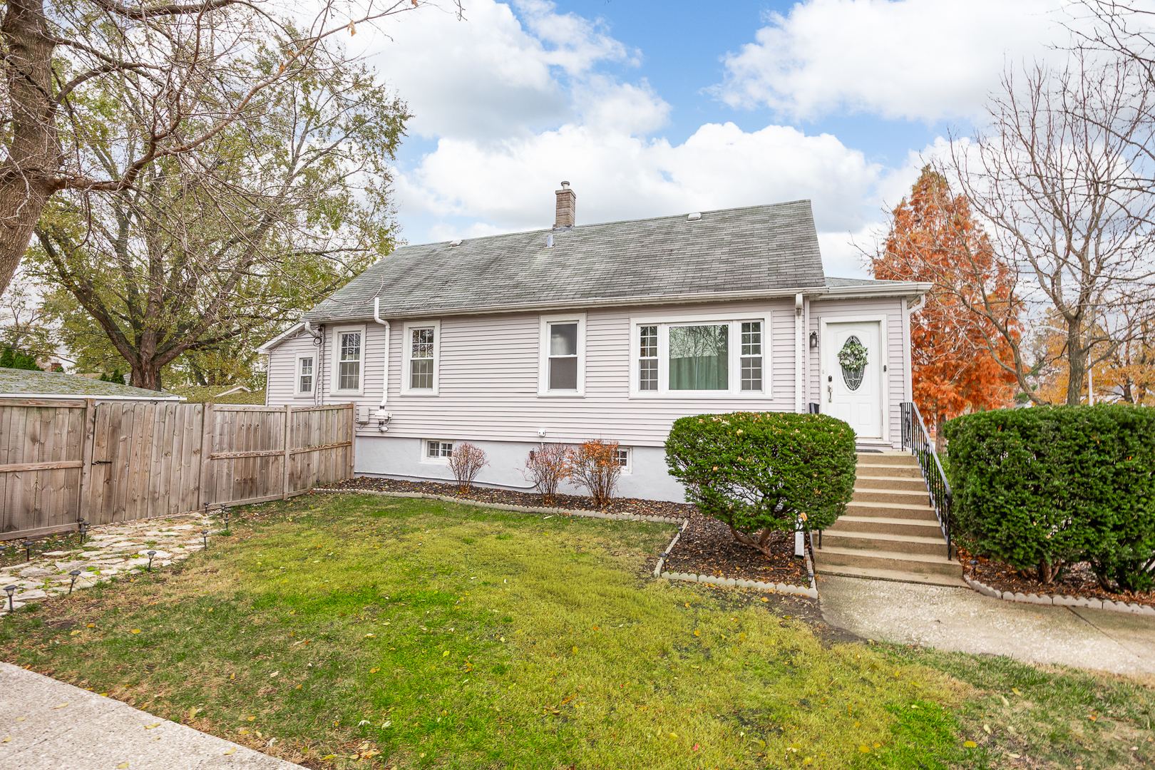 9201 S 52nd Avenue, Oak Lawn, IL 60453