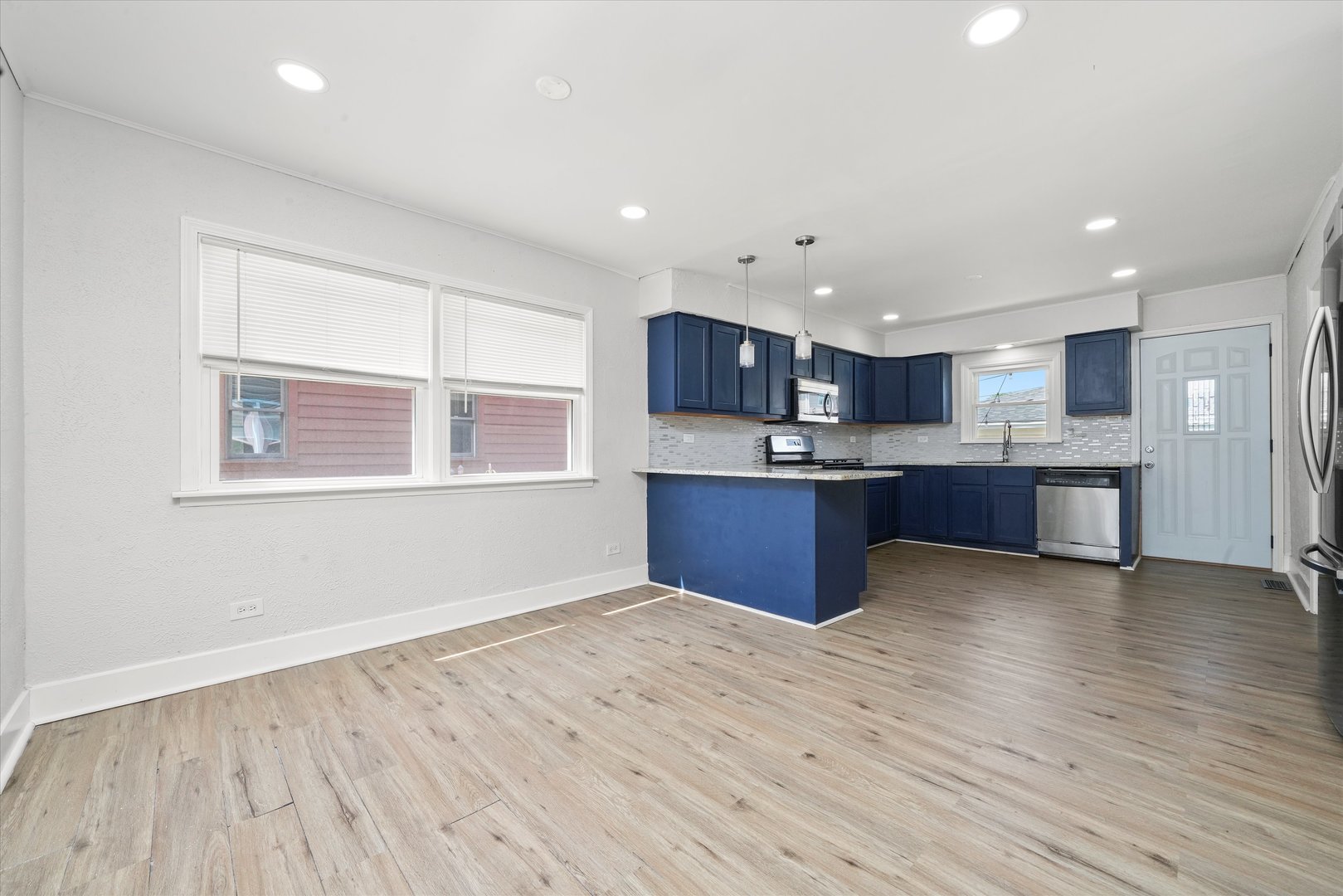 8744 Central Avenue, Oak Lawn, IL 60453