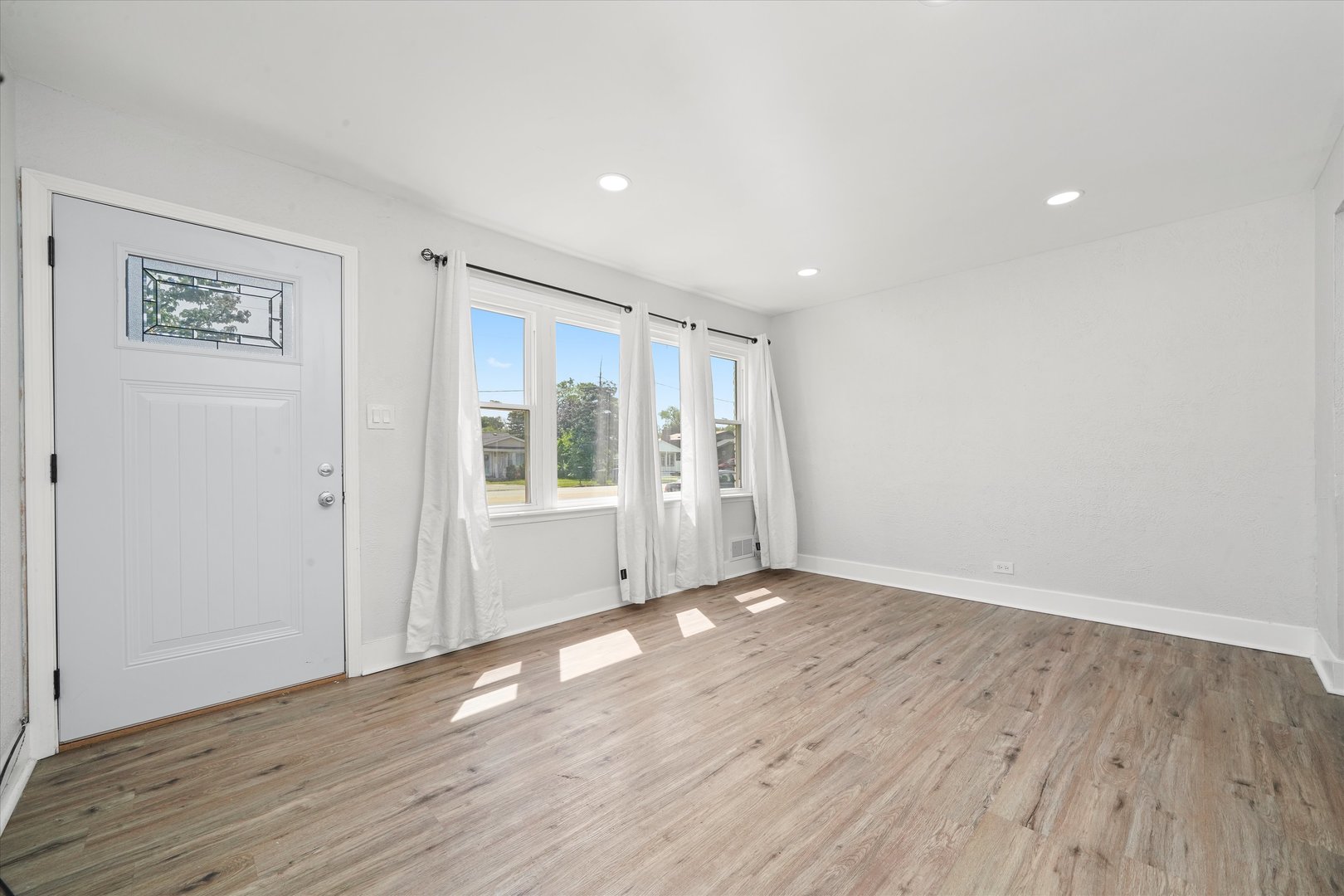 8744 Central Avenue, Oak Lawn, IL 60453