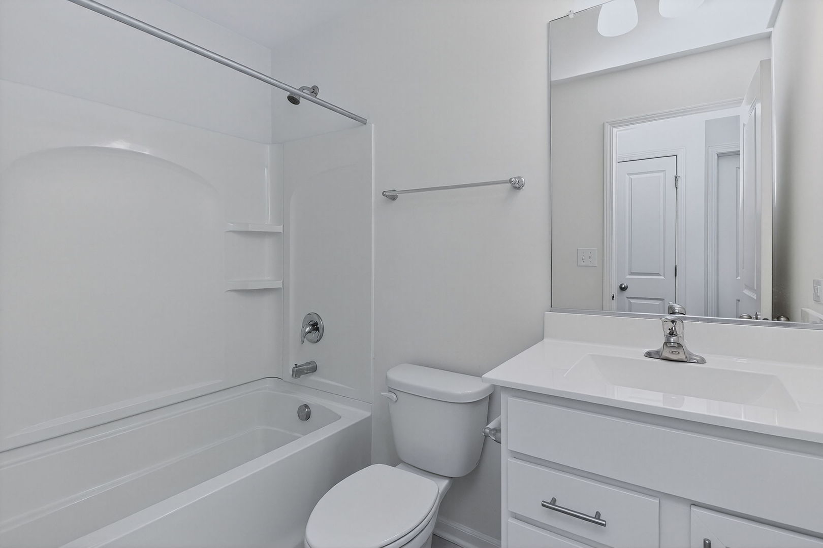 1276 Lakepointe Drive, Schaumburg, IL 60173