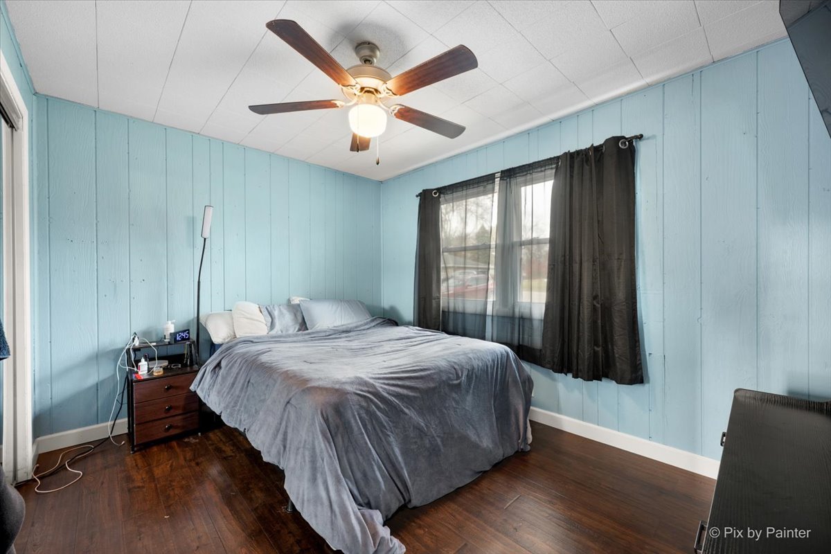 7207 Hiawatha Drive, Wonder Lake, IL 60097