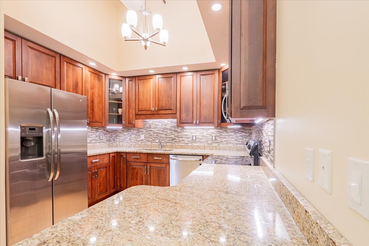 212 N Center Street #104, Bloomington, IL 61701