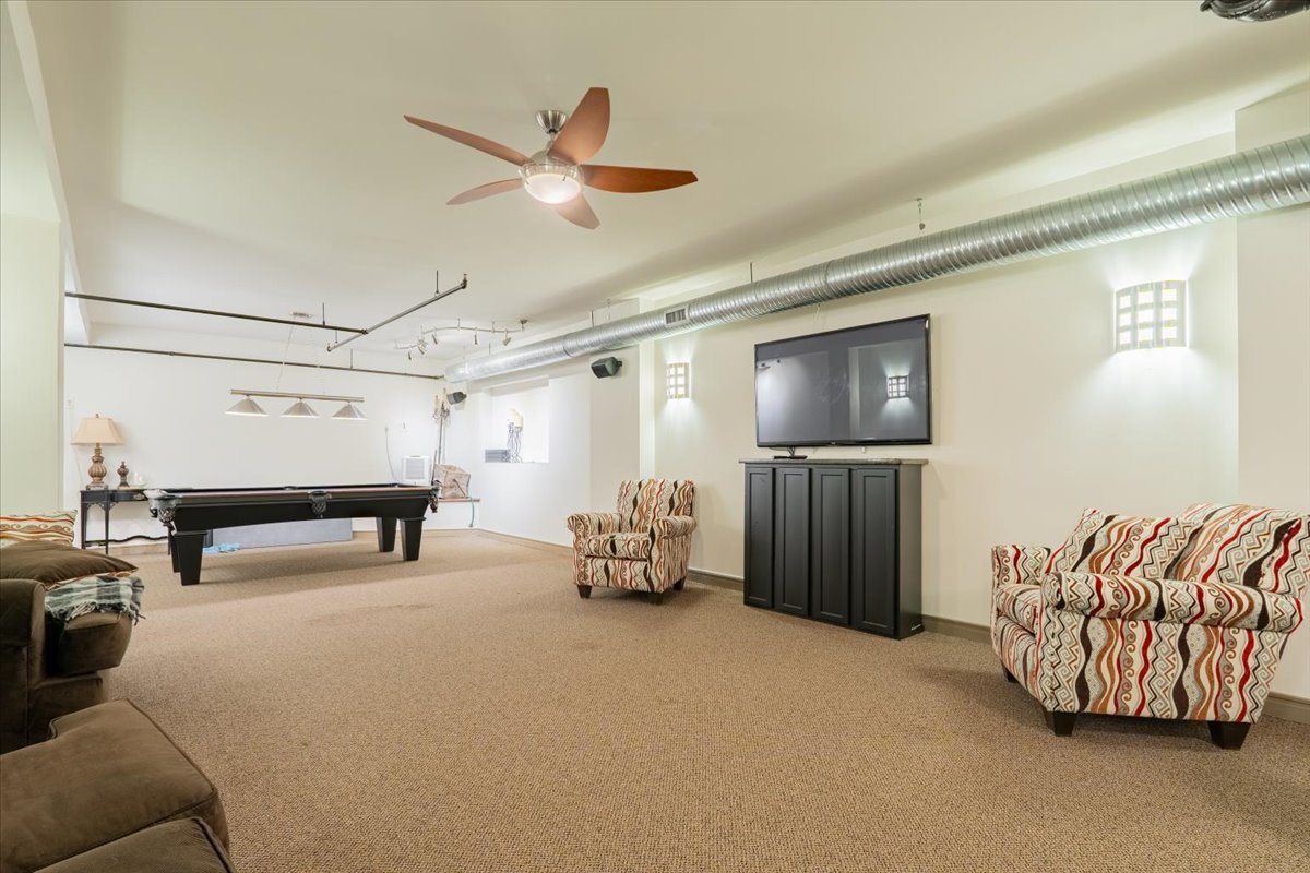 212 N Center Street #104, Bloomington, IL 61701