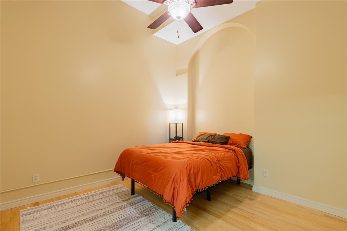 212 N Center Street #104, Bloomington, IL 61701