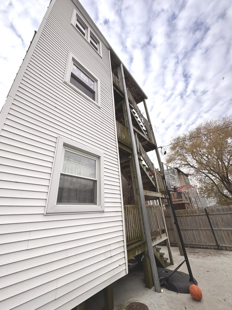 5022 W Adams Street, Chicago, IL 60644