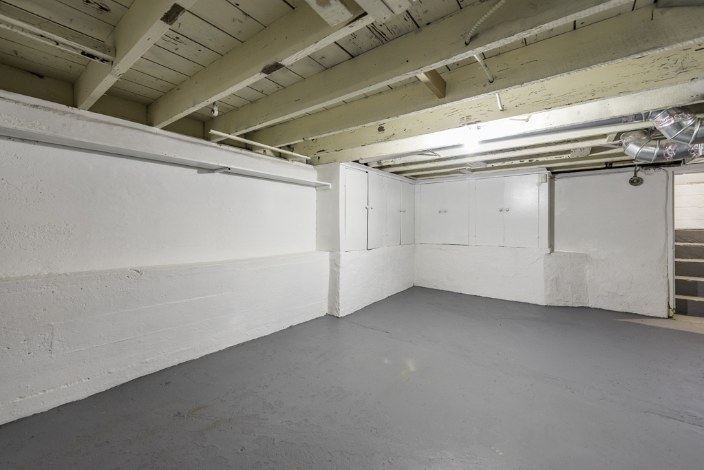 132 Dorchester Court, Waukegan, IL 60085