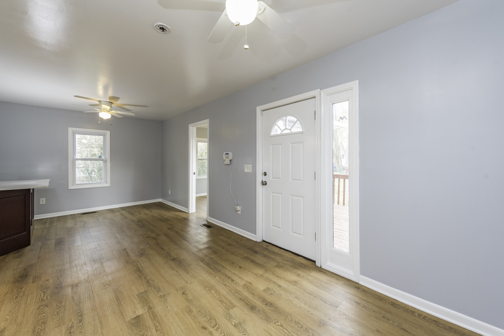 132 Dorchester Court, Waukegan, IL 60085