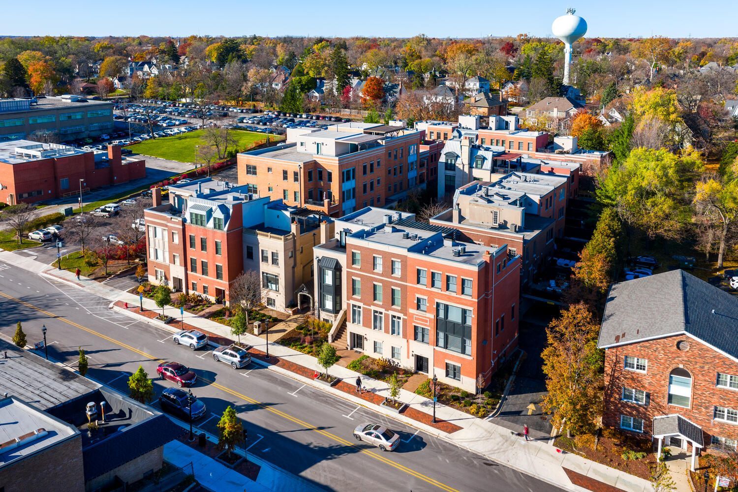 462 Pennsylvania Avenue #1S, Glen Ellyn, IL 60137