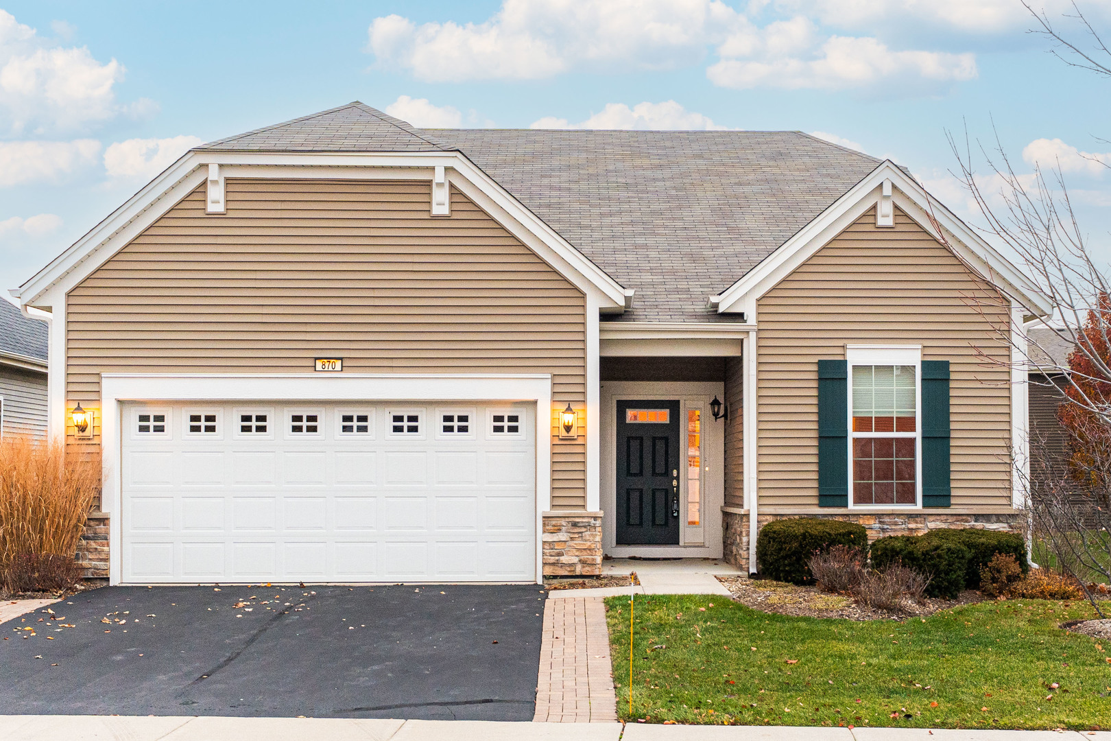 870 Prescott Lane, Pingree Grove, IL 60140