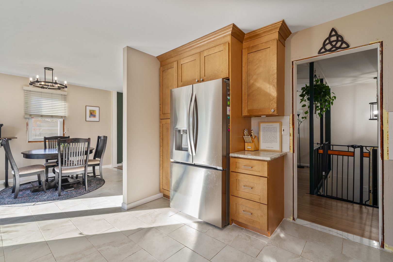 24333 S Valley Drive, Channahon, IL 60410