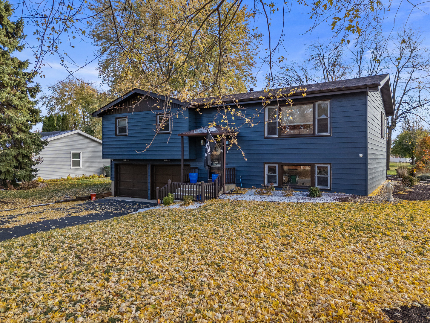 24333 S Valley Drive, Channahon, IL 60410