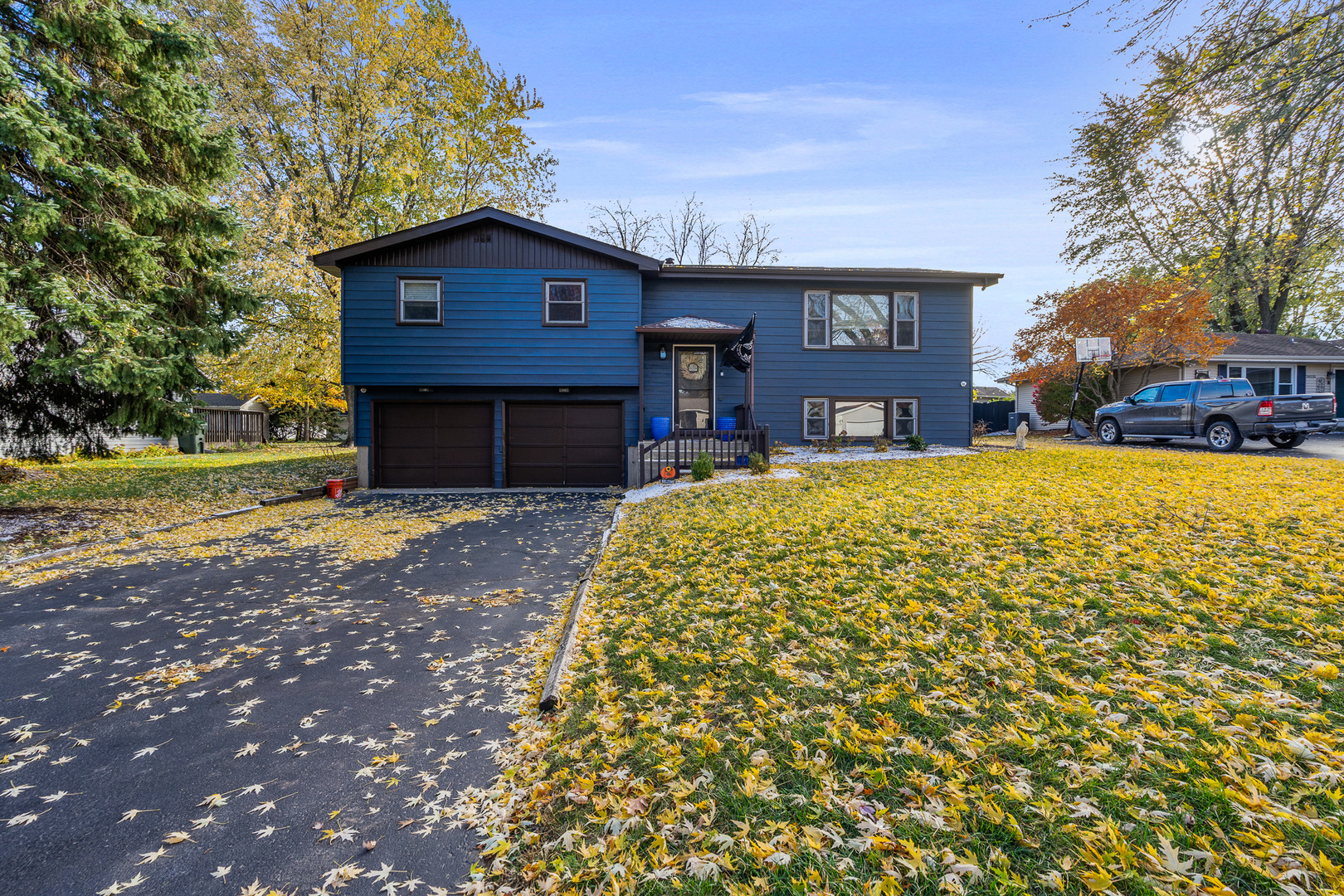 24333 S Valley Drive, Channahon, IL 60410