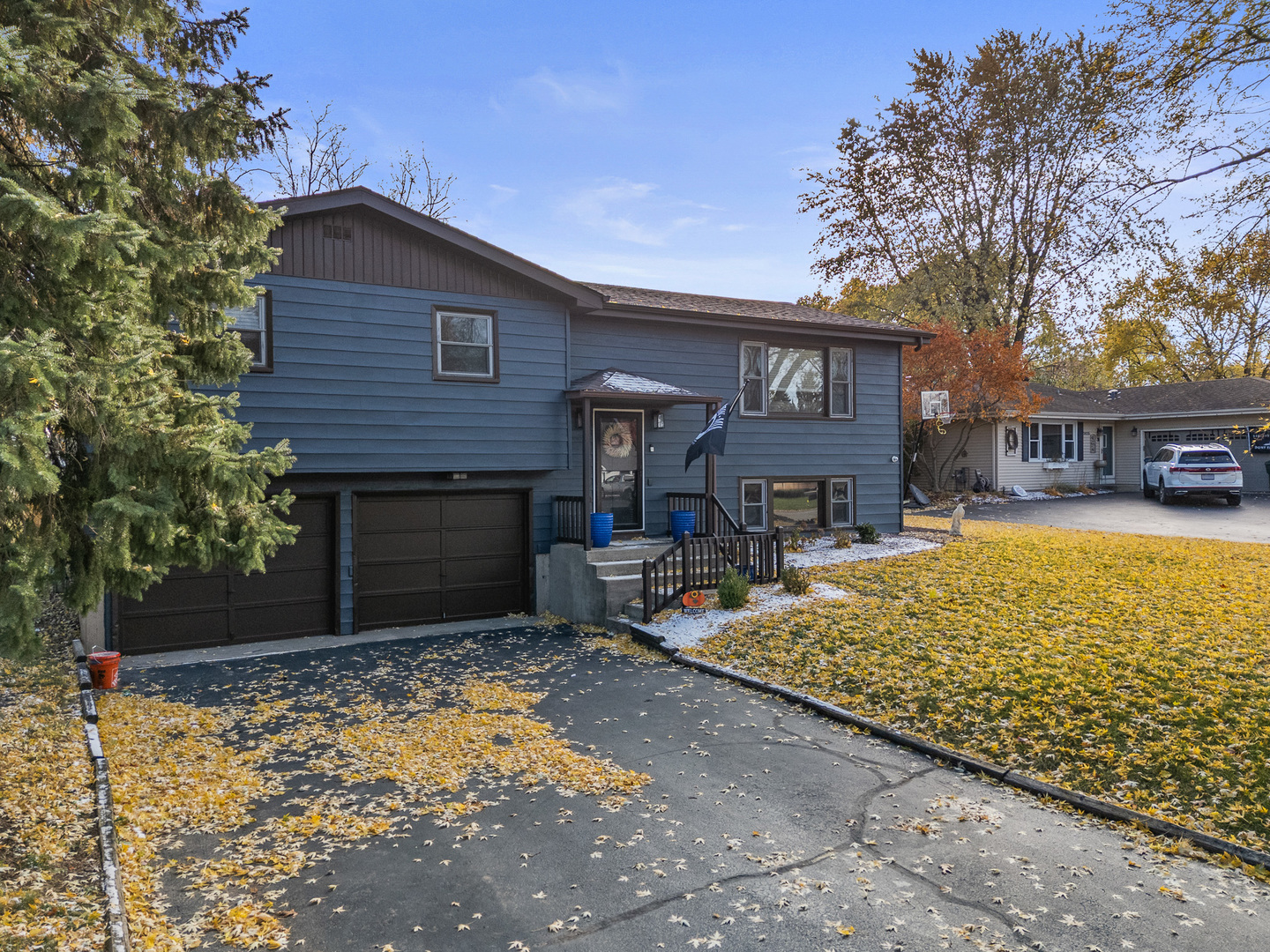 24333 S Valley Drive, Channahon, IL 60410