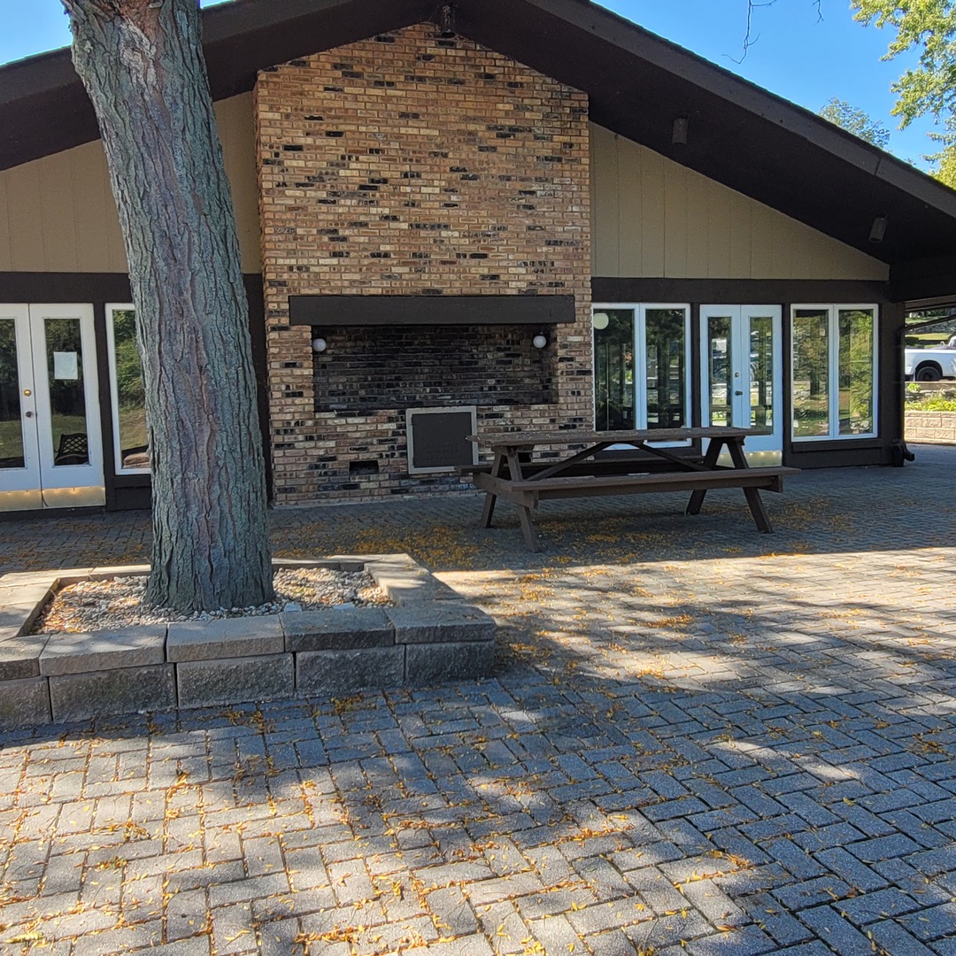 53 Oak Hill Colony #6, Fox Lake, IL 60020