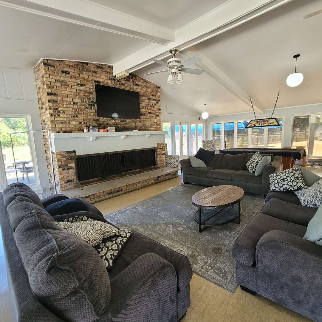 53 Oak Hill Colony #6, Fox Lake, IL 60020