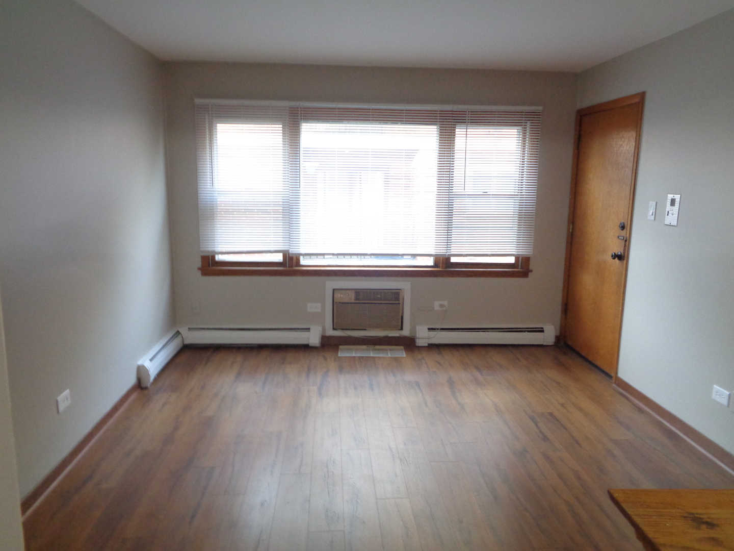 10533 S Parkside Avenue #2, Chicago Ridge, IL 60415