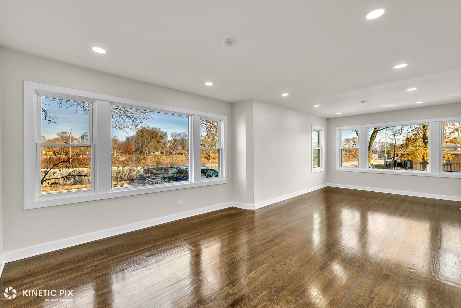 9900 S Wallace Street, Chicago, IL 60628