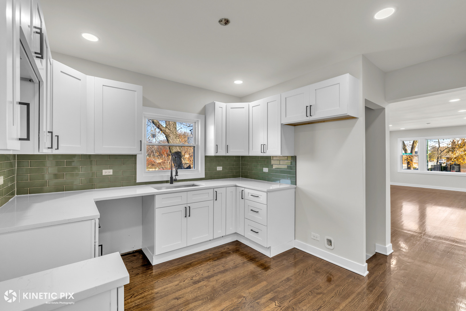 9900 S Wallace Street, Chicago, IL 60628