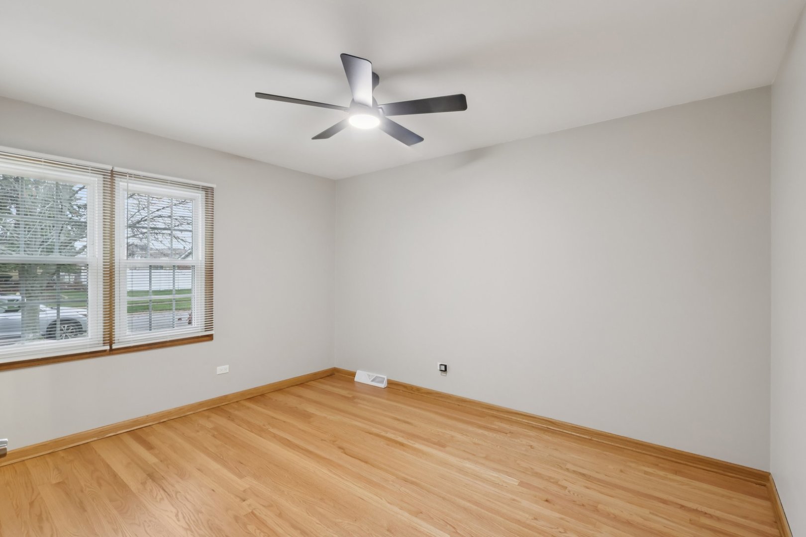 8648 W 145th Street, Orland Park, IL 60462