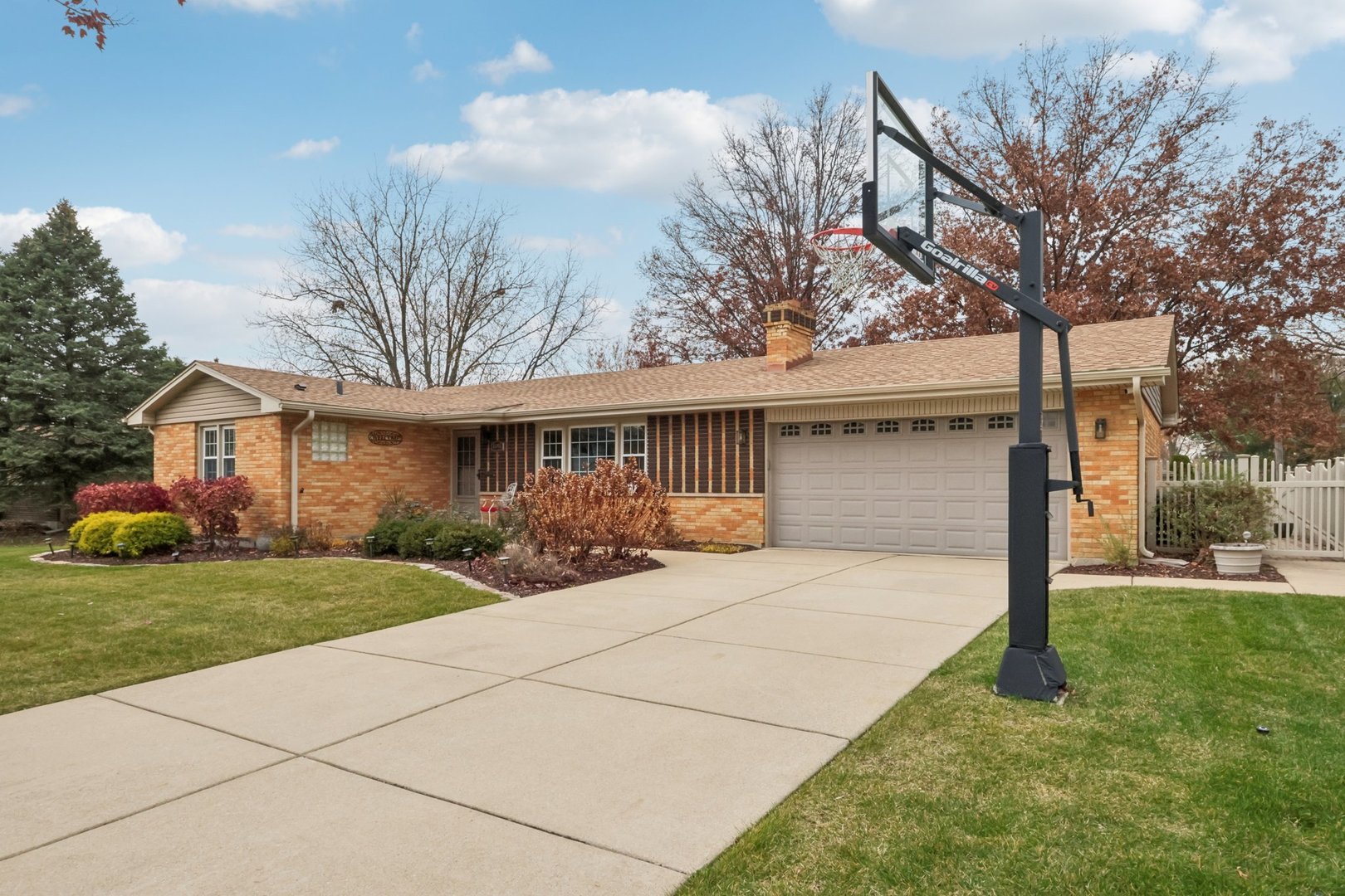8648 W 145th Street, Orland Park, IL 60462