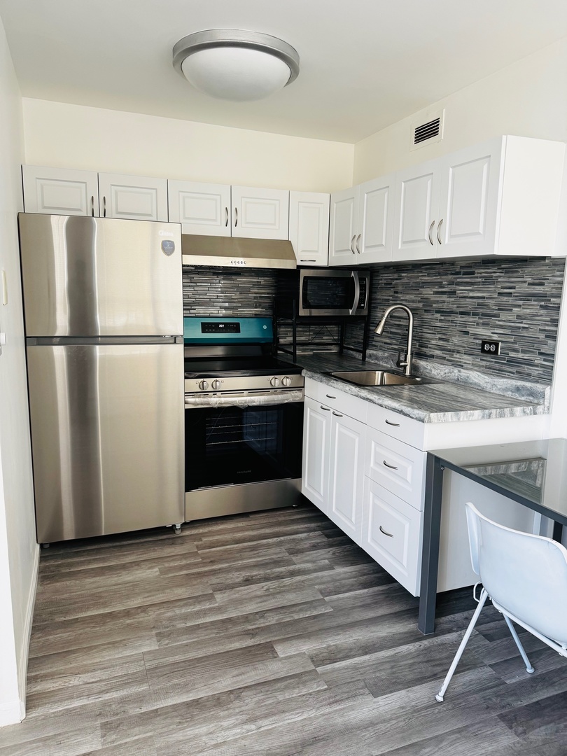 6171 N Sheridan Road #1508, Chicago, IL 60660