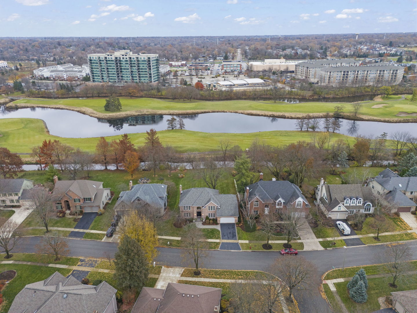 6441 Bobby Jones Lane, Woodridge, IL 60517