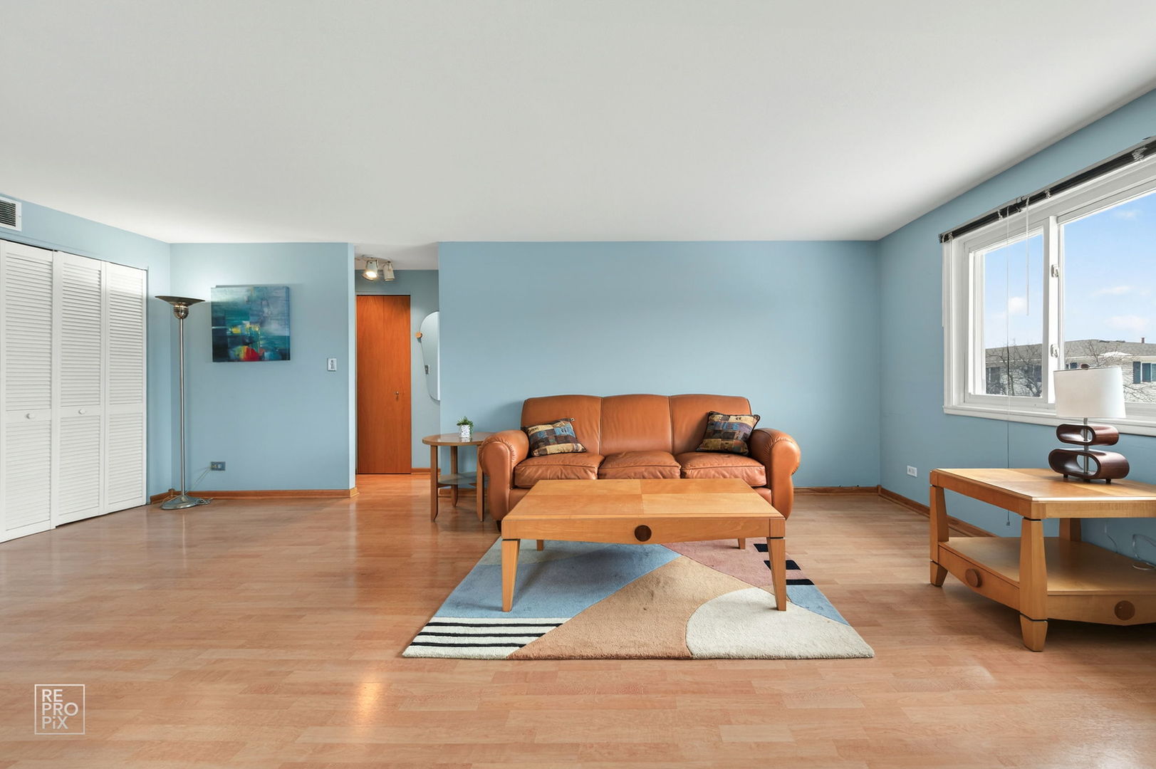 203 Barcliffe Lane #203, Schaumburg, IL 60194