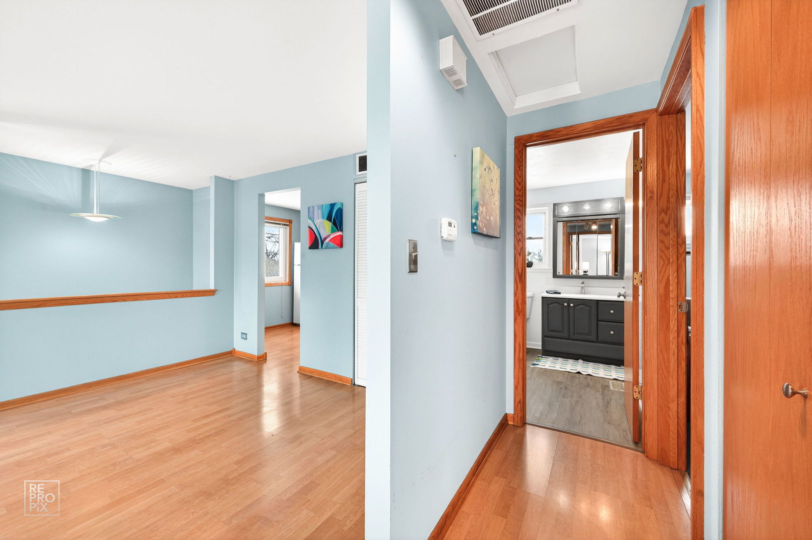 203 Barcliffe Lane #203, Schaumburg, IL 60194