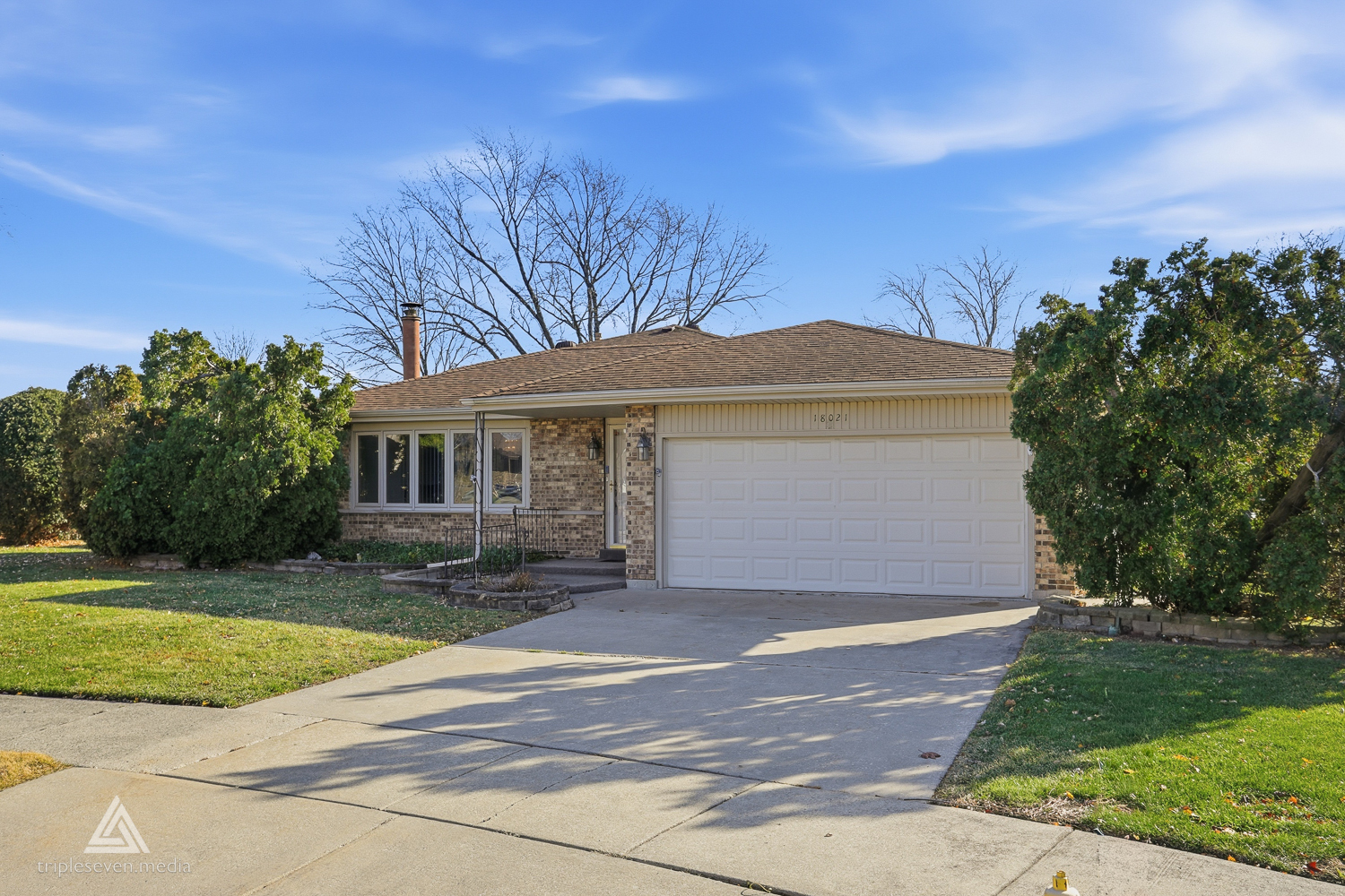 18021 Pin Oak Court, Tinley Park, IL 60477