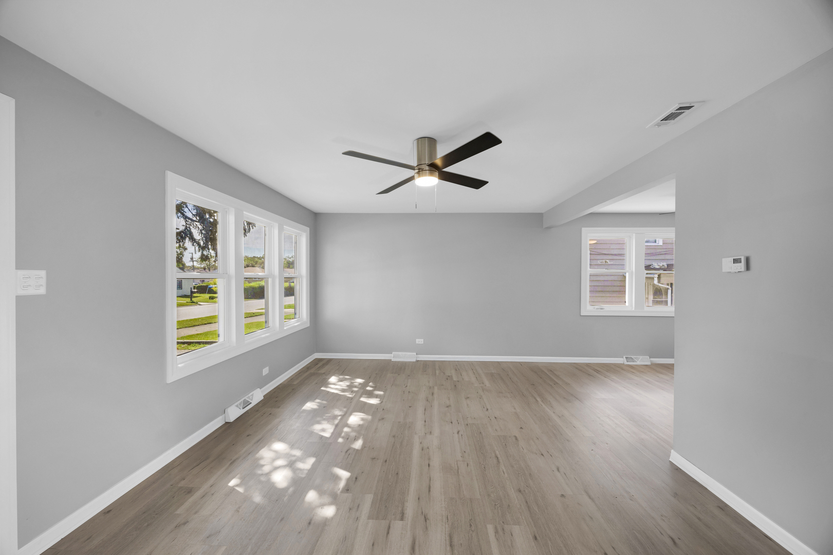 97 W 29th Street, South Chicago Heights, IL 60411