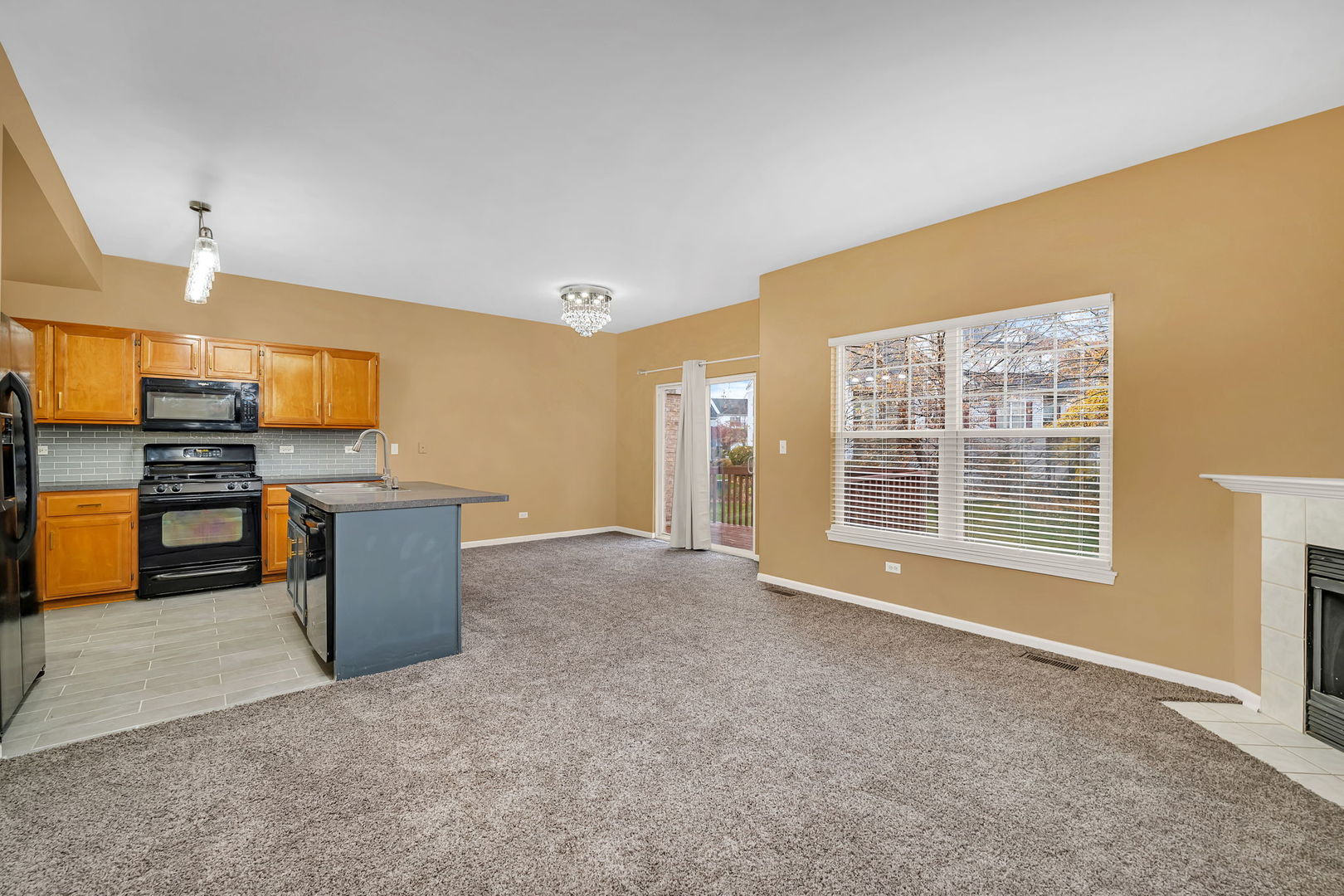 23033 Ironwood Drive, Plainfield, IL 60586