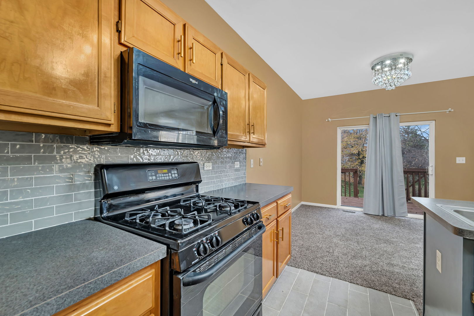 23033 Ironwood Drive, Plainfield, IL 60586