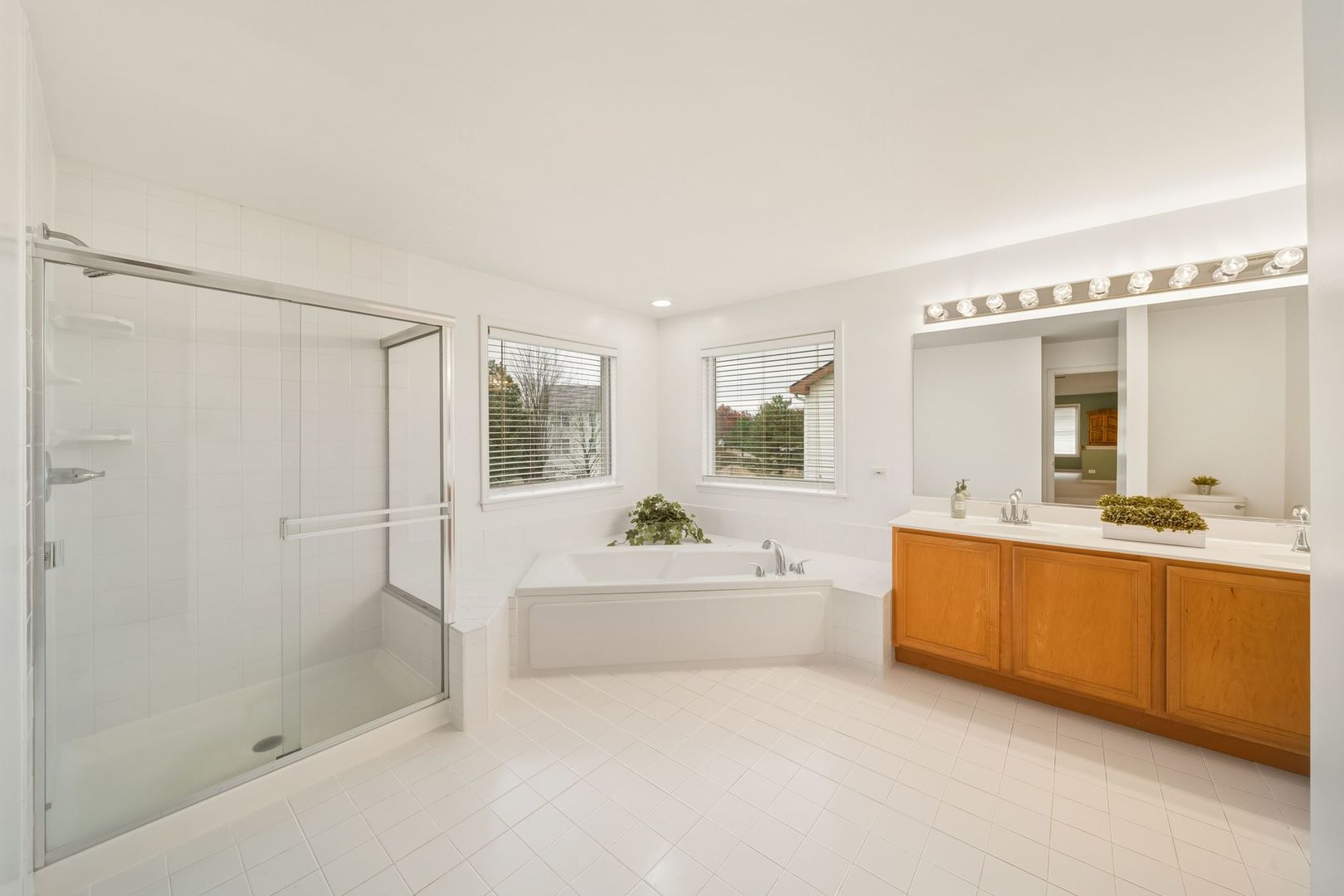 601 Lake Cornish Way, Algonquin, IL 60102