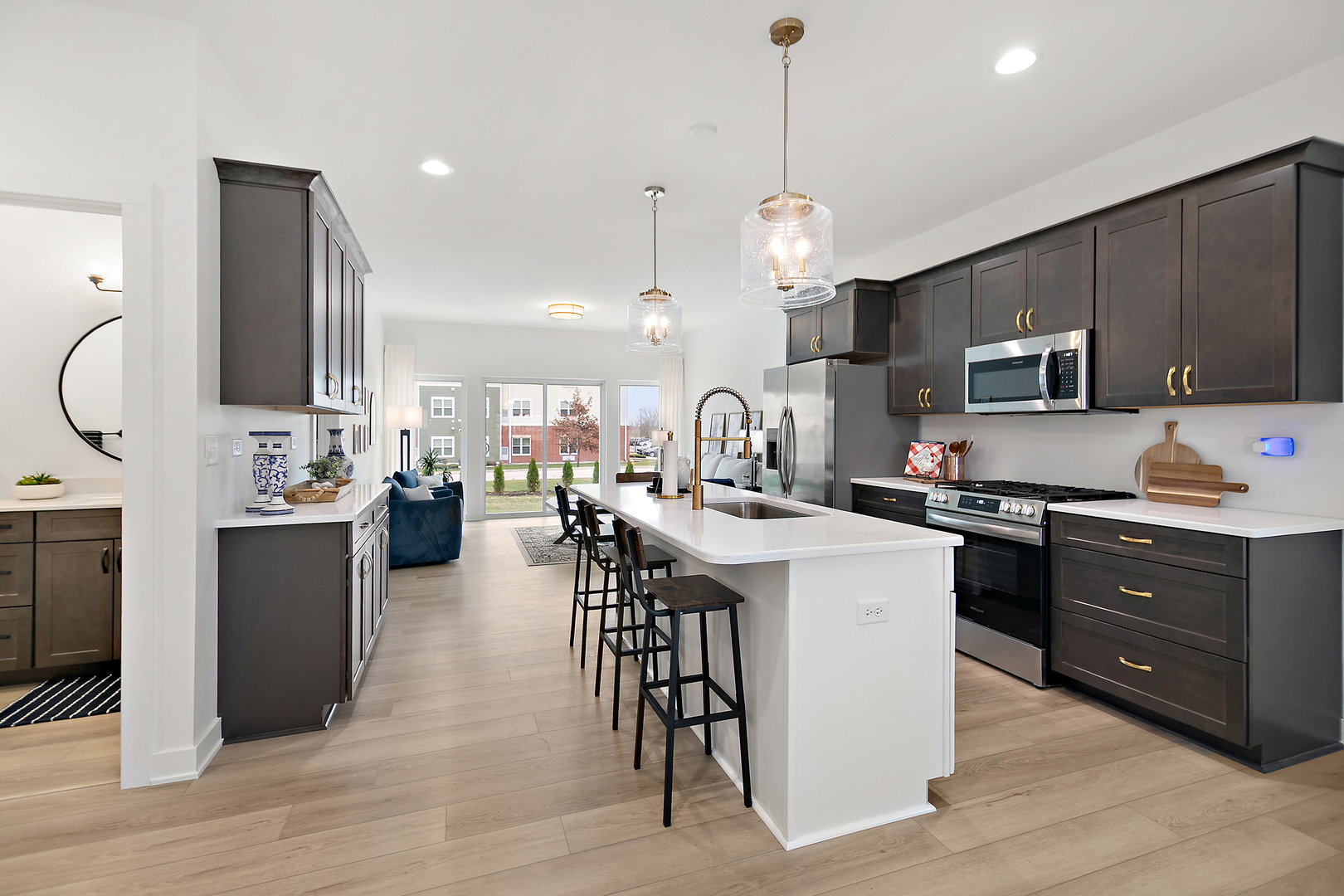 817 Heritage Woods Drive, Minooka, IL 60447