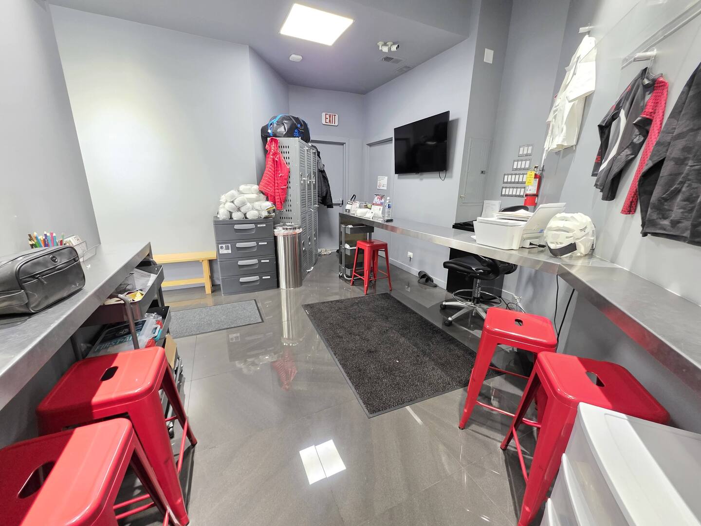 2329 W Belmont Avenue, Chicago, IL 60618