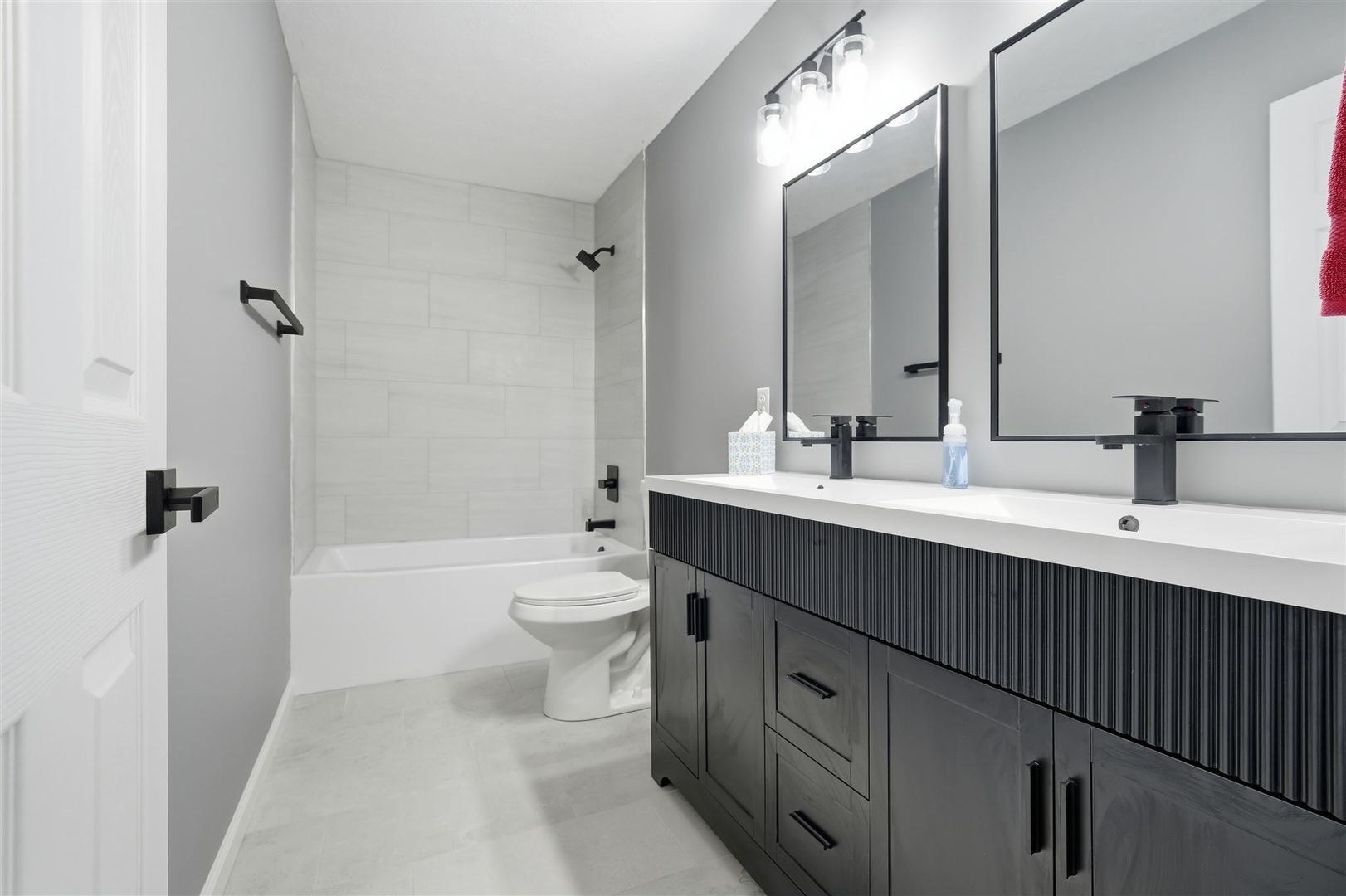 2702 Westbrook Drive, Bloomington, IL 61705