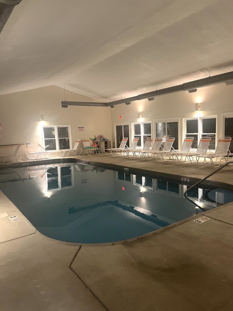 2702 Westbrook Drive, Bloomington, IL 61705