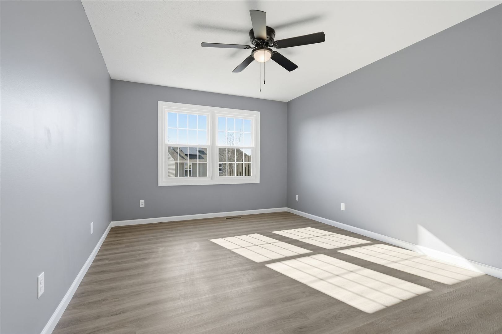 2702 Westbrook Drive, Bloomington, IL 61705