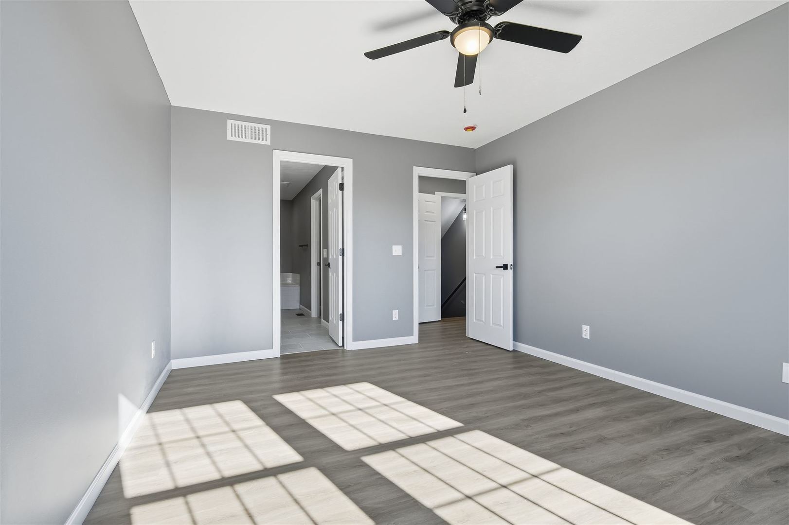 2702 Westbrook Drive, Bloomington, IL 61705