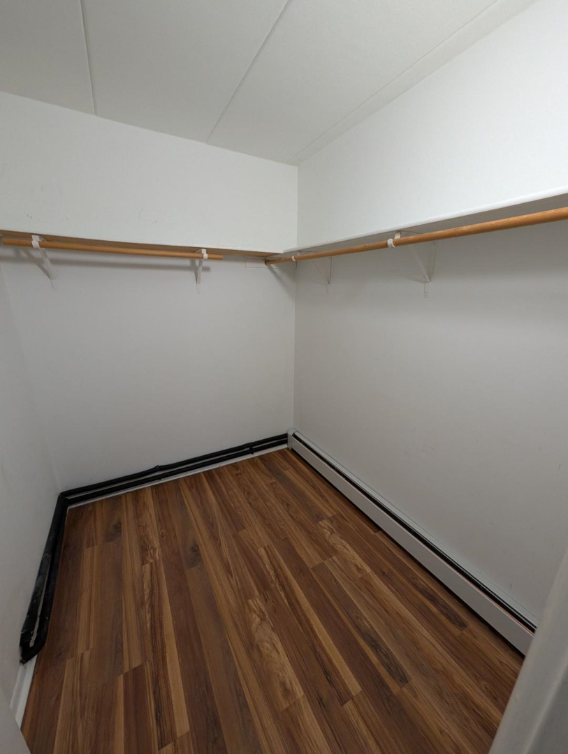 12715 S La Crosse Avenue #104, Alsip, IL 60803