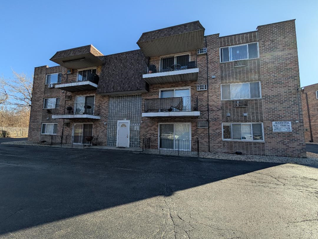 12715 S La Crosse Avenue #104, Alsip, IL 60803