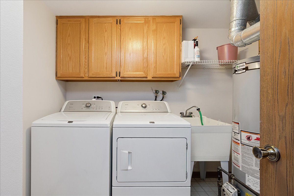 4530 W 93rd Street #3B, Oak Lawn, IL 60453