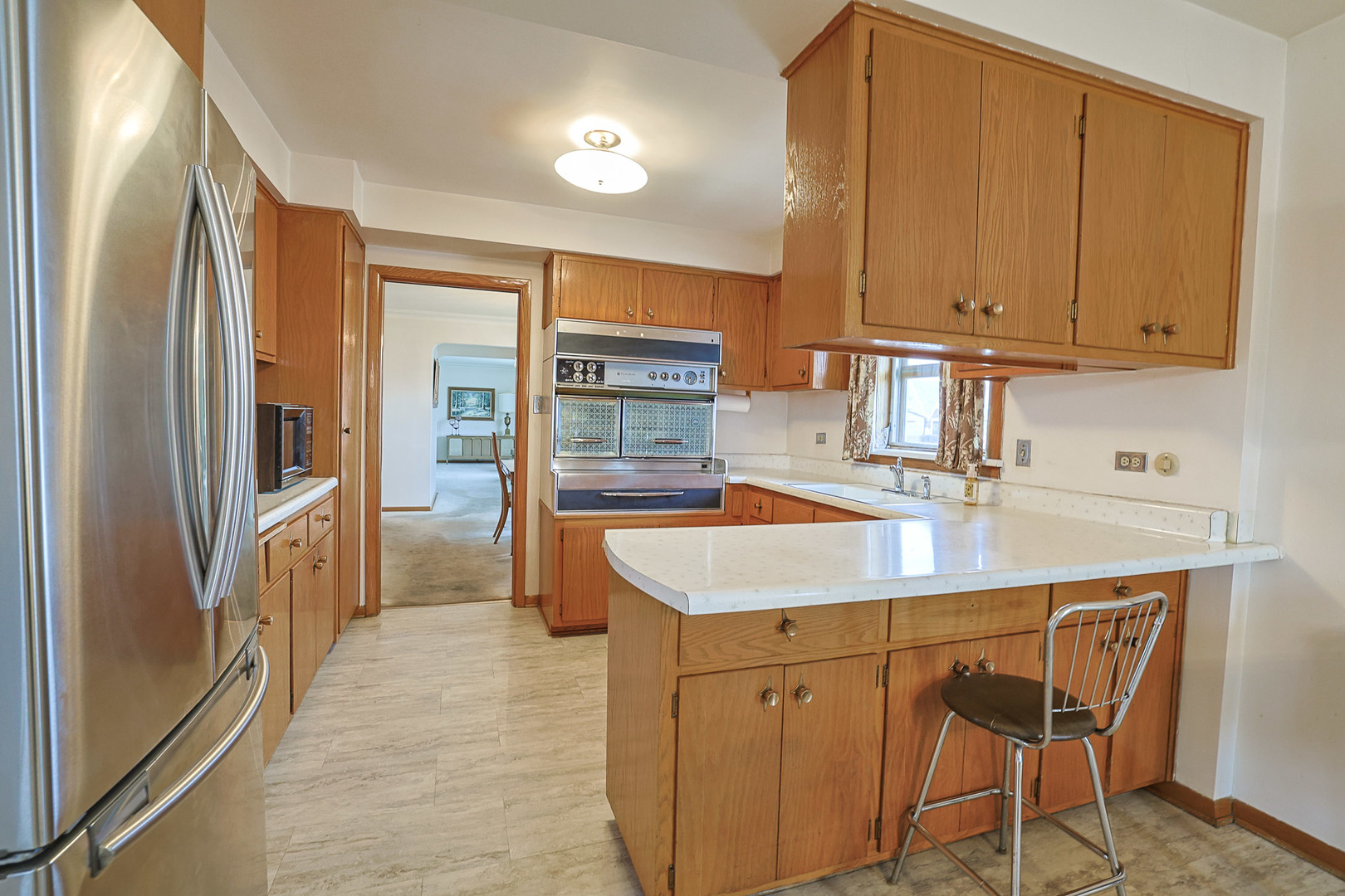 5556 S Tripp Avenue, Chicago, IL 60629