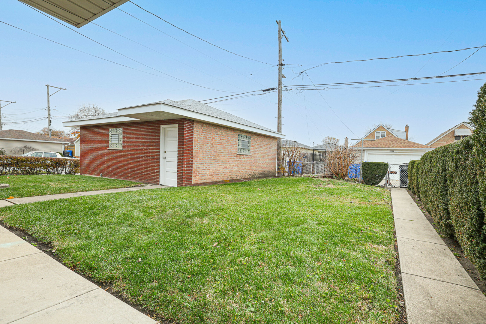 5556 S Tripp Avenue, Chicago, IL 60629