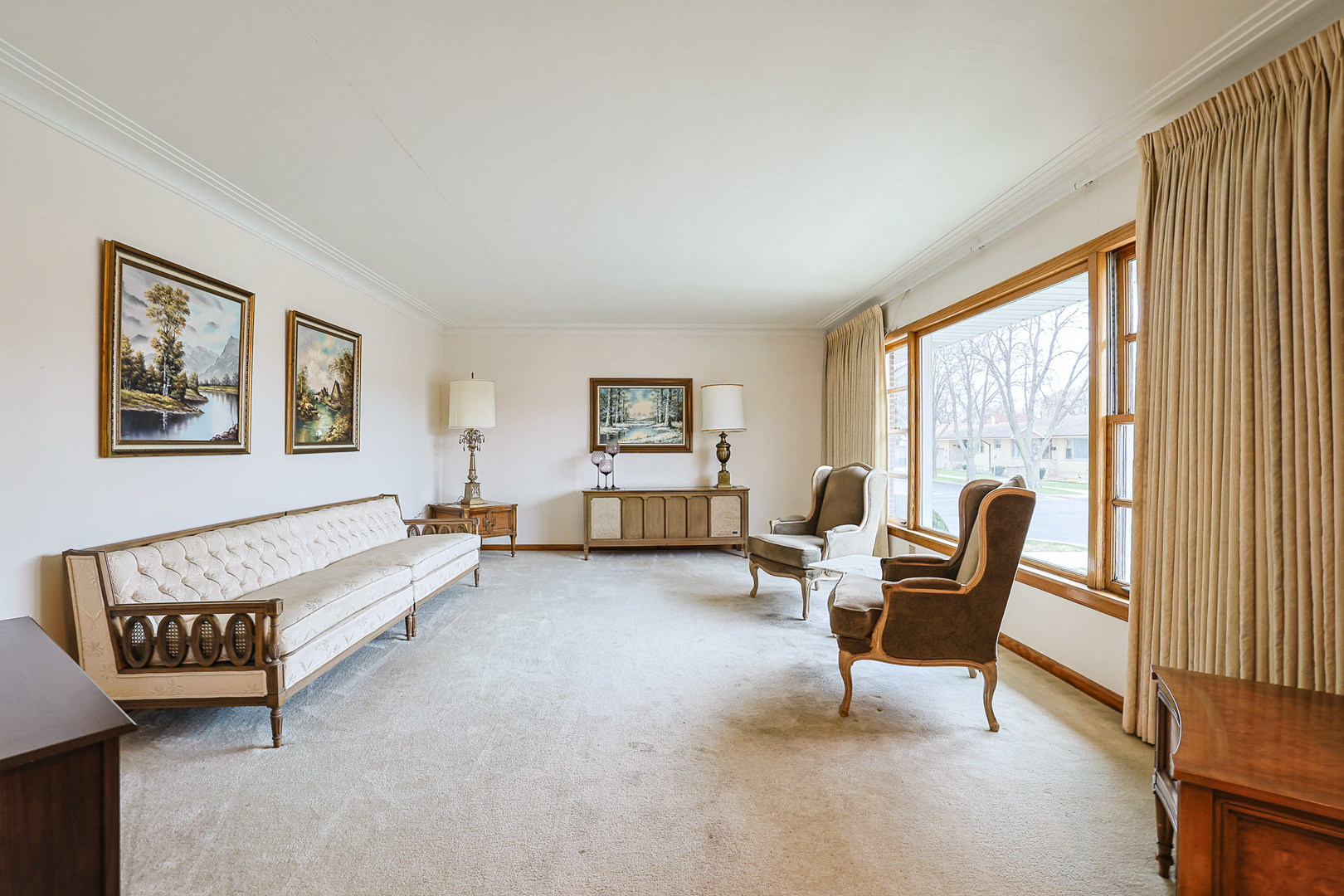 5556 S Tripp Avenue, Chicago, IL 60629