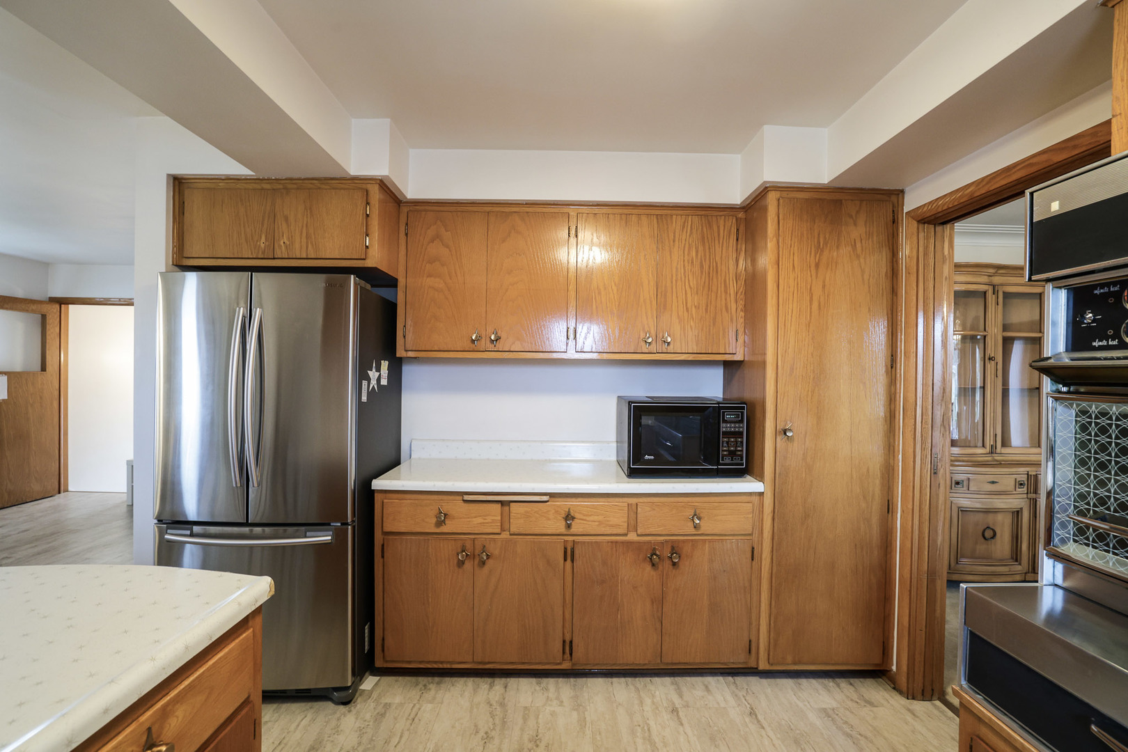 5556 S Tripp Avenue, Chicago, IL 60629